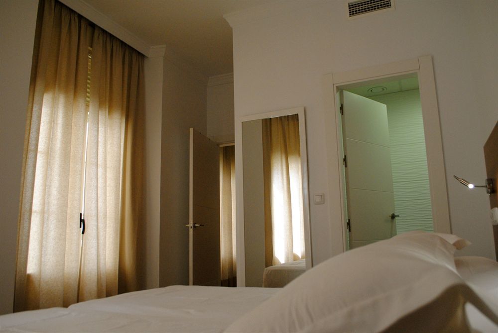 מאלגה Minimal Rooms מראה חיצוני תמונה