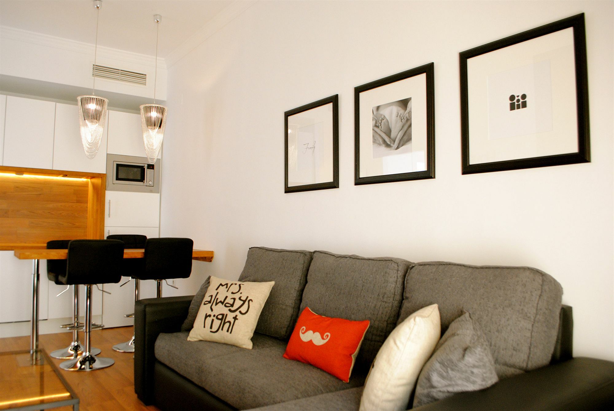 מאלגה Minimal Rooms מראה חיצוני תמונה